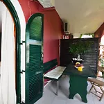 Lord Ape Club Vendégház Benícesz